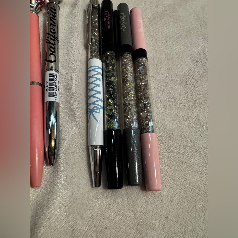 Assorted Decorative Pens Set - Picture 7 of 8